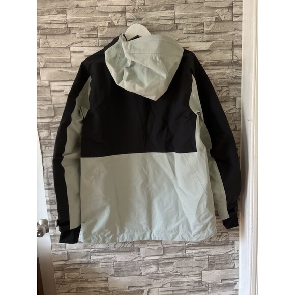 NWT Women’s Adidas Terrex Techrock 3L Rain.RDY Alpine Skiing Medium Jacket - Picture 2 of 16